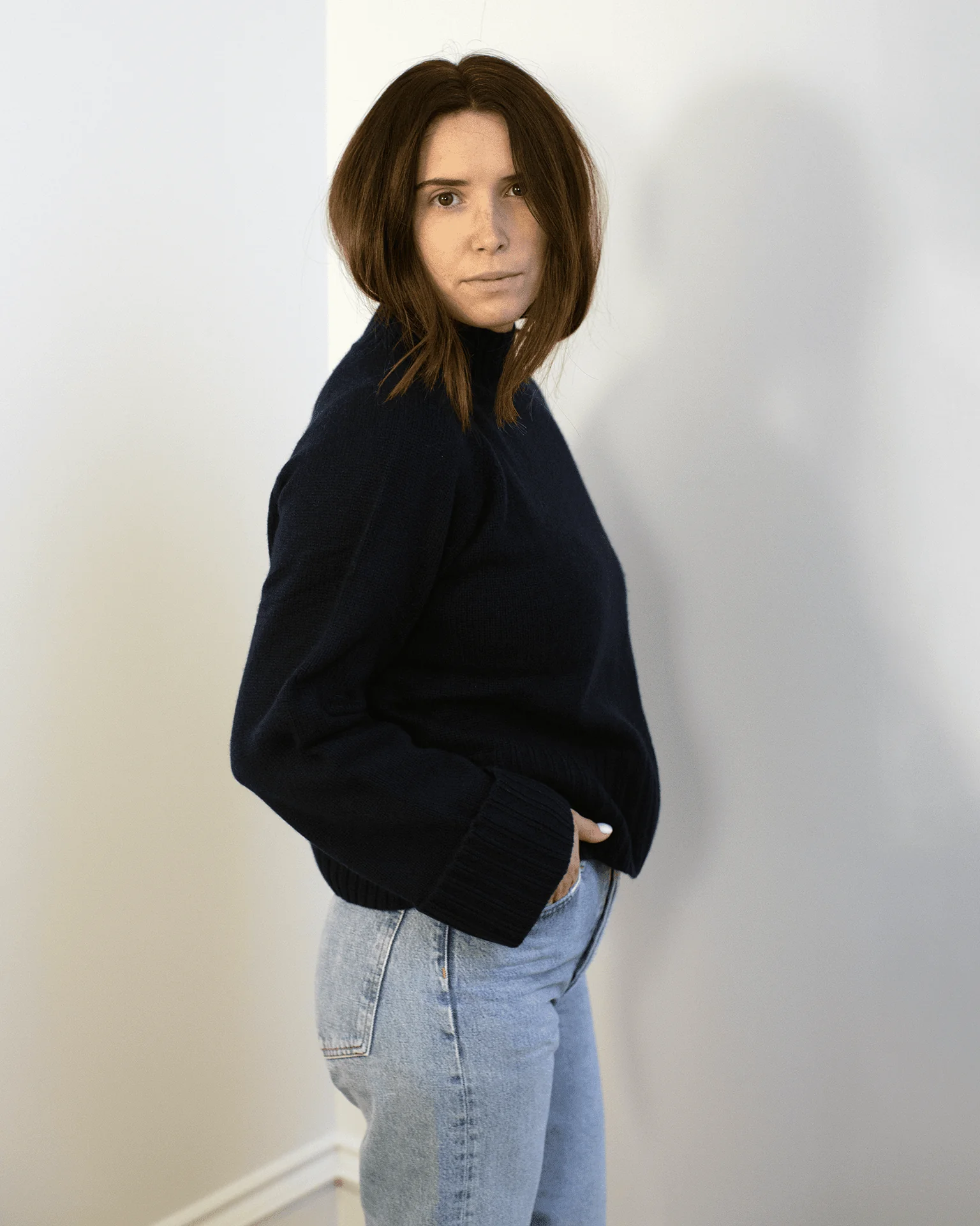 6-Ply Cuffed Solid Boxy Mock in Navy - Image 4