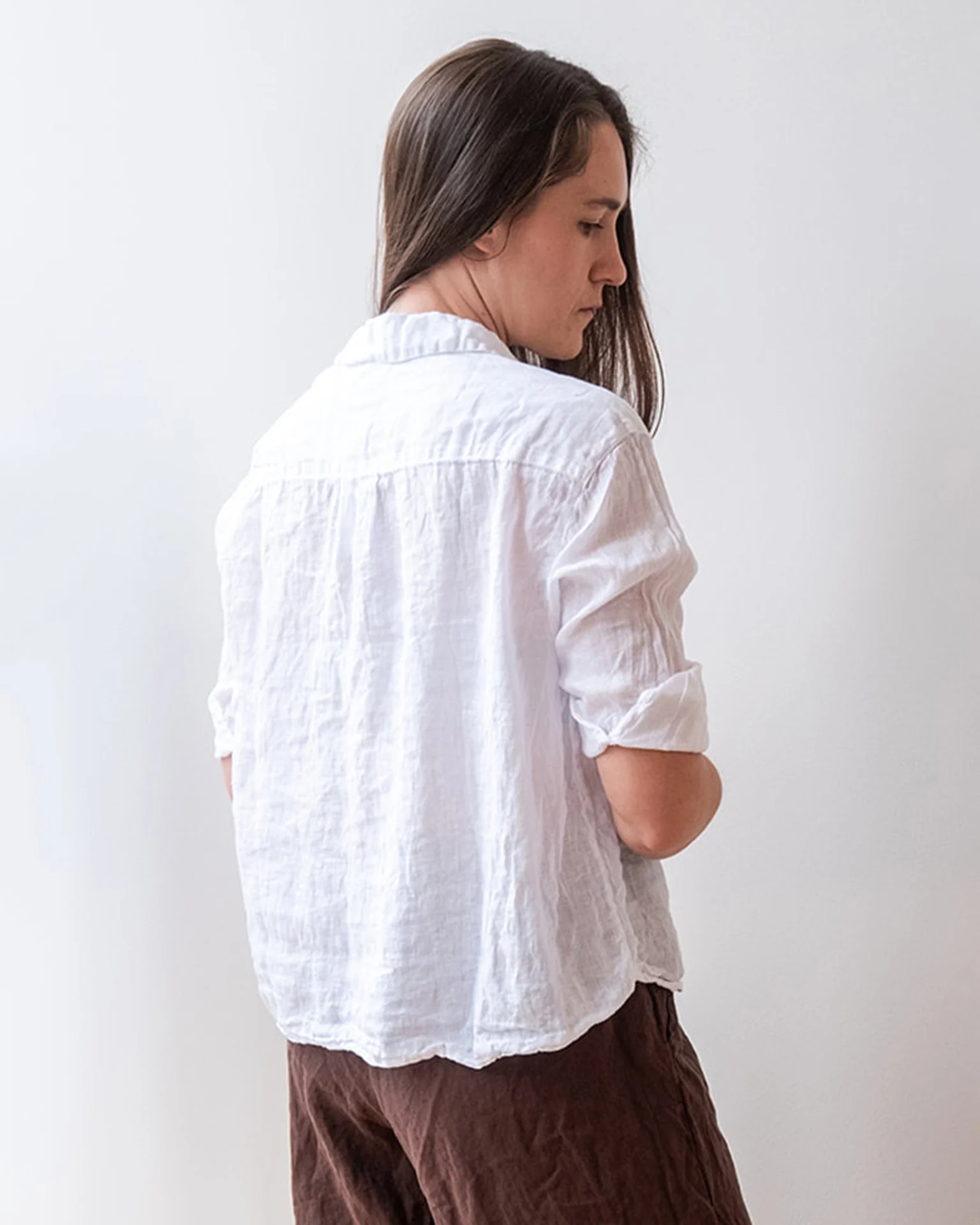 Aven 3/4 Sleeve Top in White Linen - Image 4
