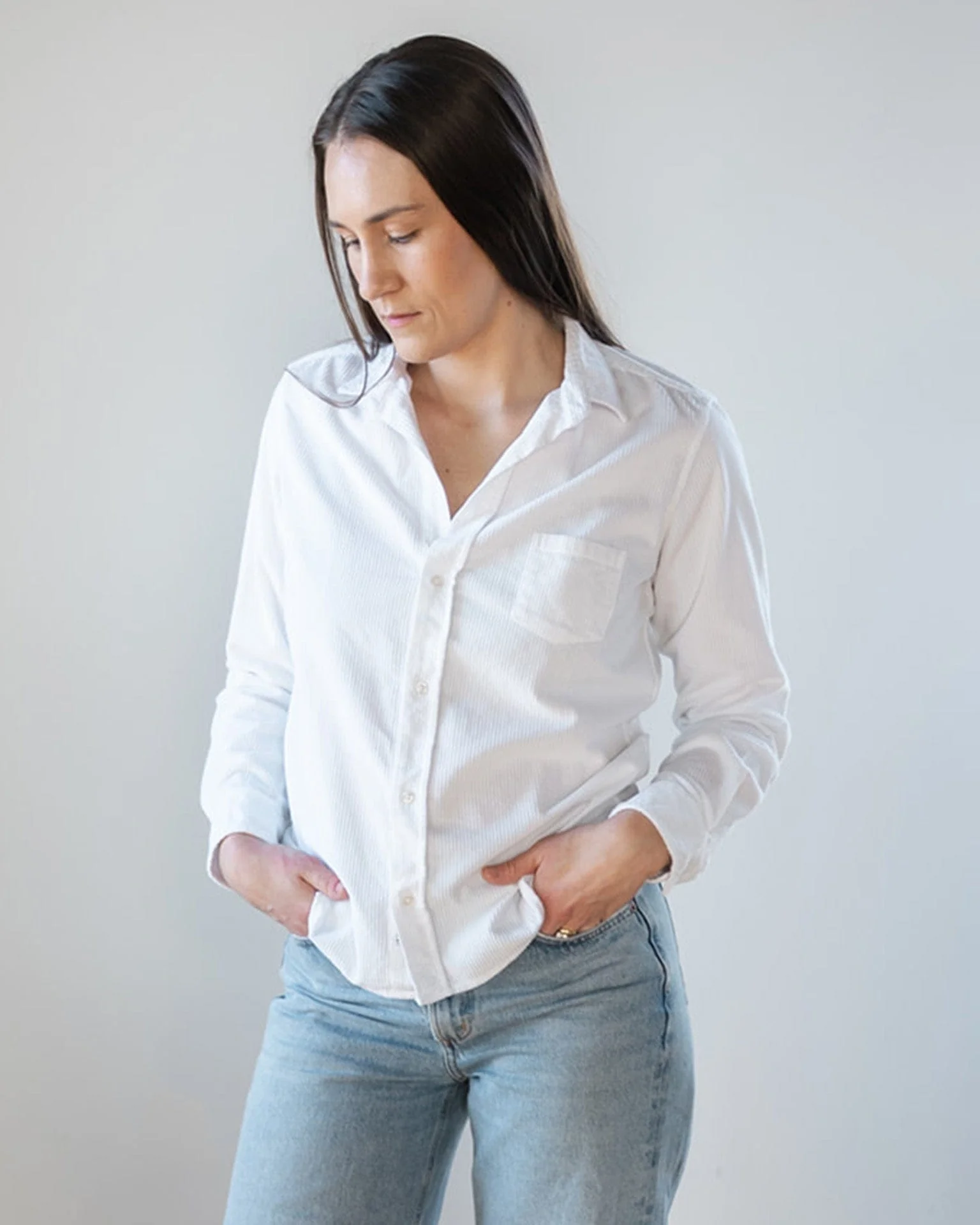 Barry Tailored Button Up Shirt in White Corduroy
