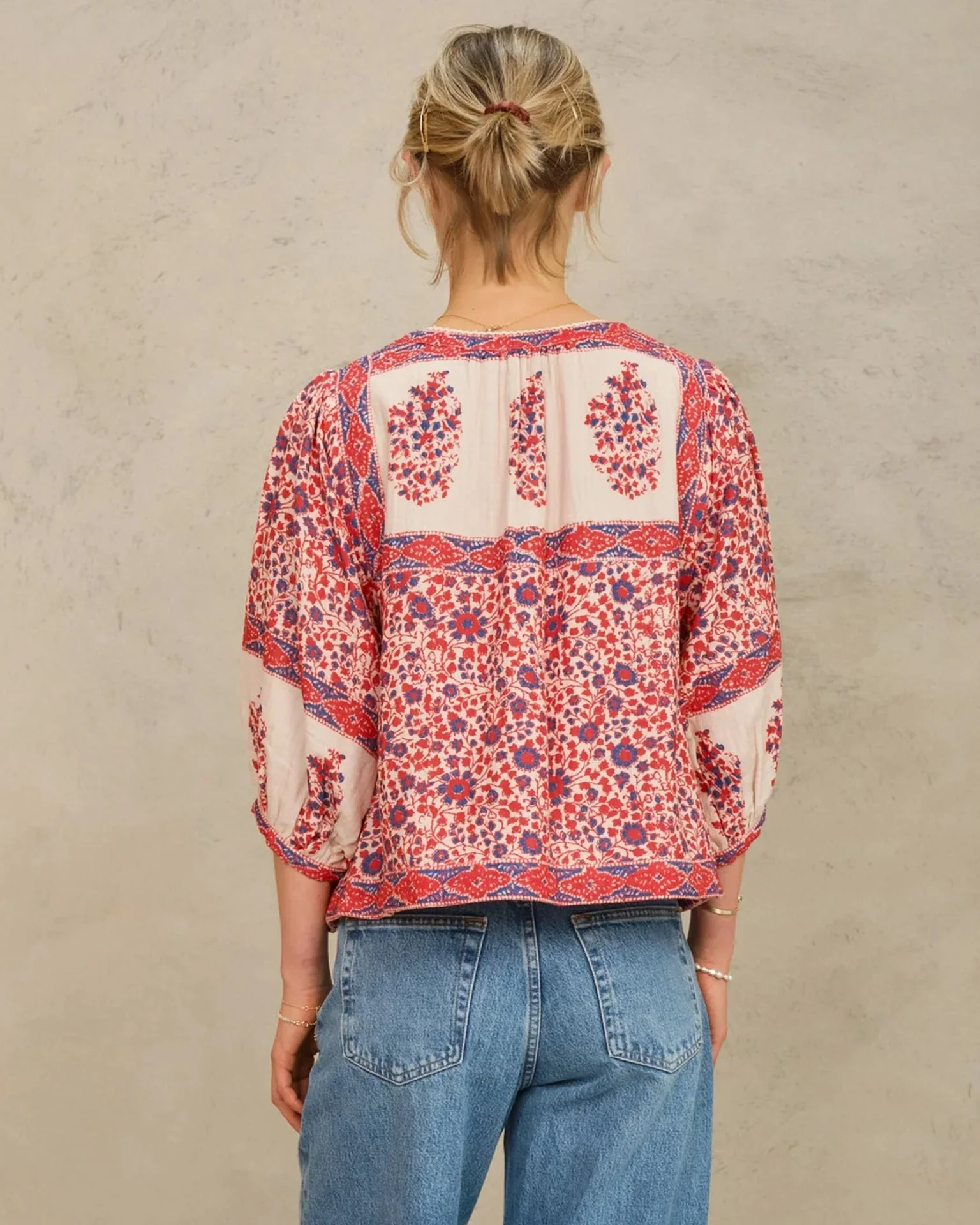 Della Print Jkt in Red/Navy - Image 2