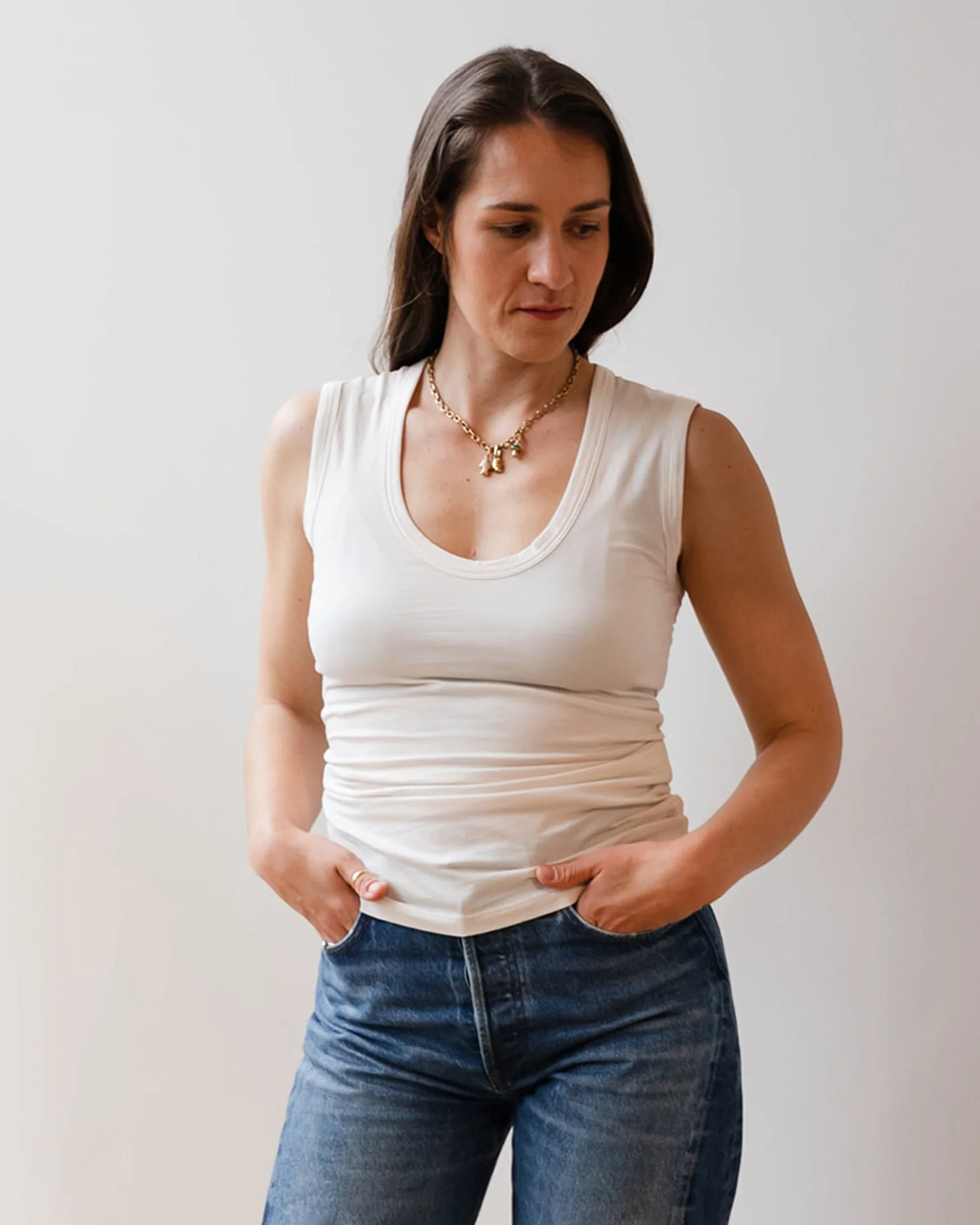 Estina Scoop Neck Tank In Beach