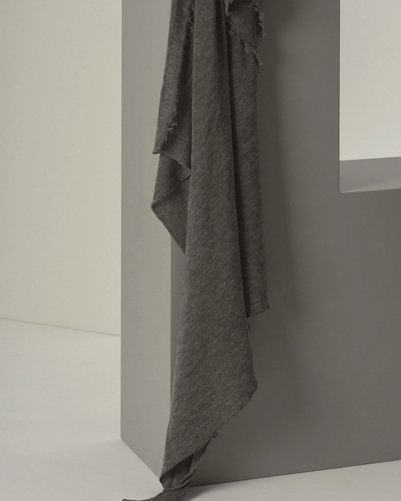 Love Cashmere Scarf in Pepper