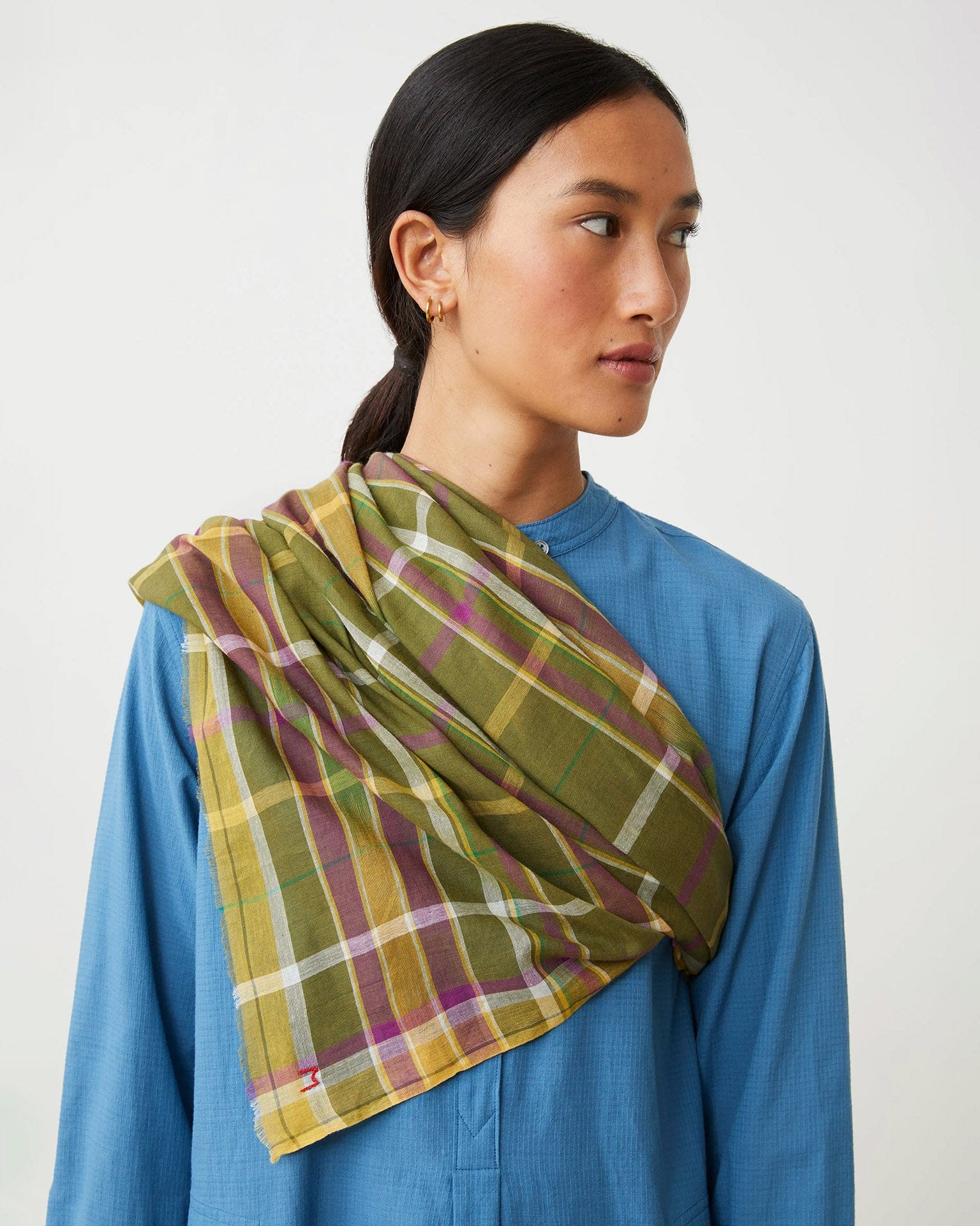 Mesange Scarf No 768 in Amazon