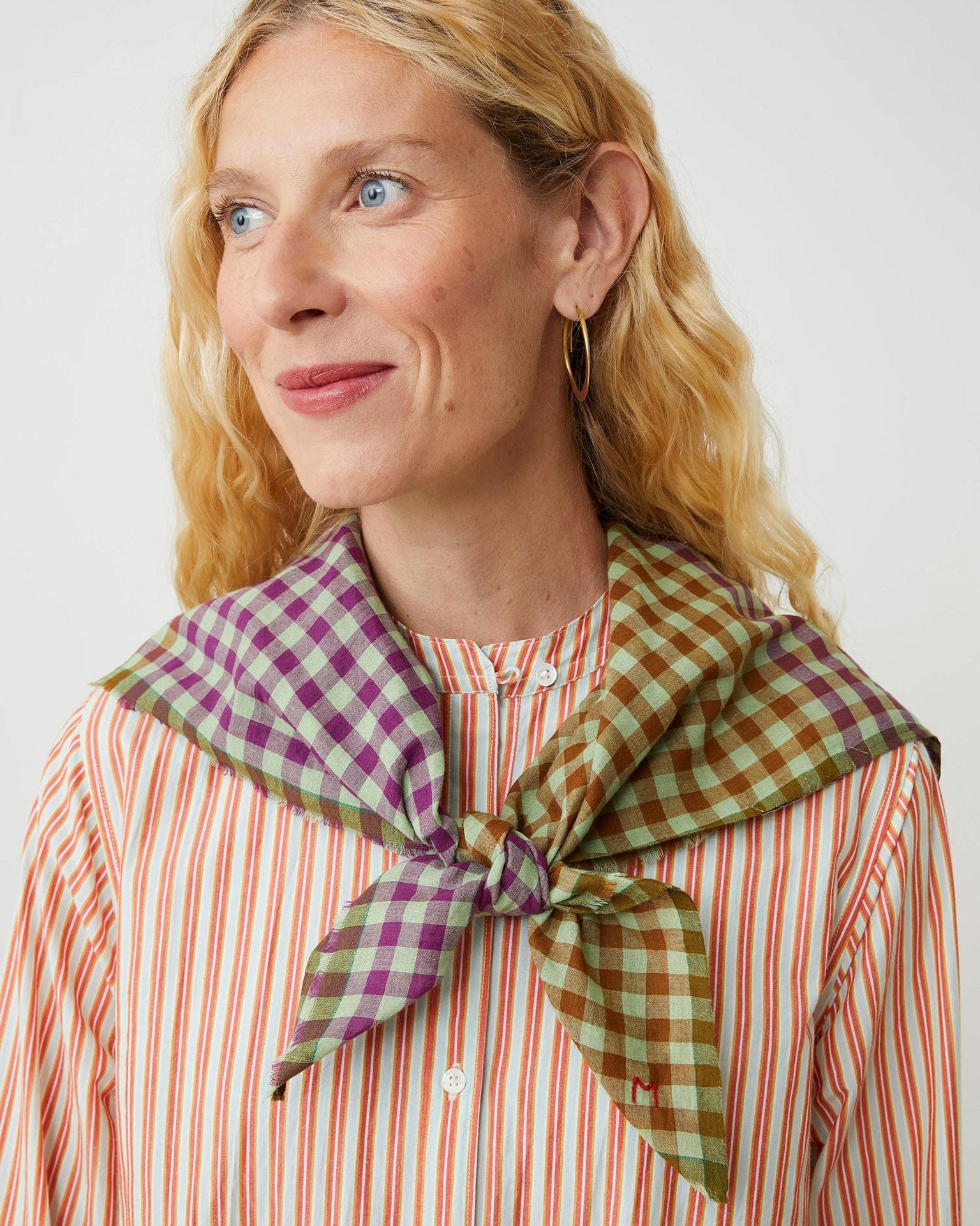Poem Scarf No 821 in Amazon - Image 2
