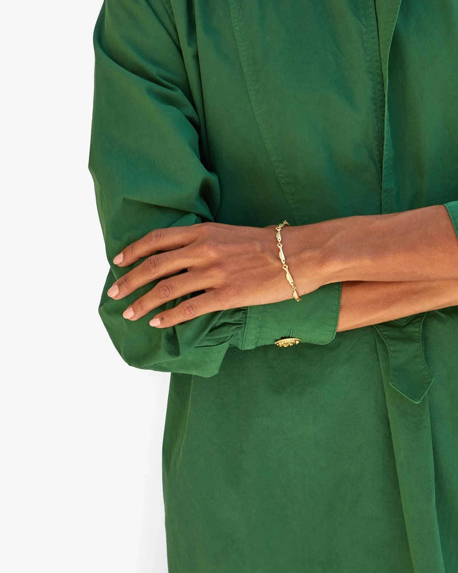 Sardine Link Bracelet in Vintage Gold - Image 2