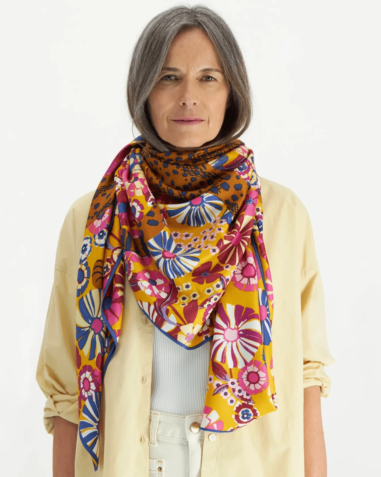 Square 130 Pampa in Fuchsia - Image 3