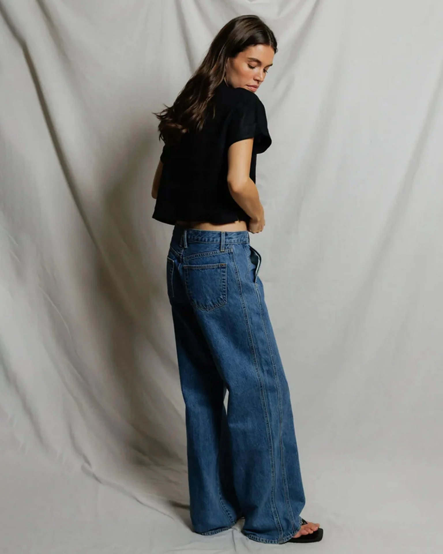 Tabitha - Linen 1/4 Button Down Collared Tee in True Black - Image 4